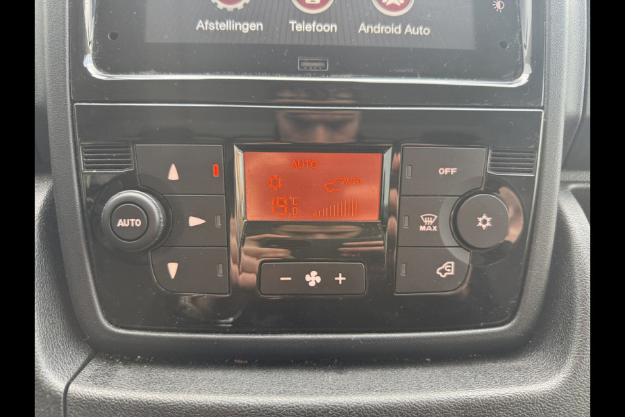Peugeot Boxer 2.2 HDI 165PK Laadklep Bakwagen Cruise Control Climate Control Camera Carplay Standkachel LED Koffer Meubelbak