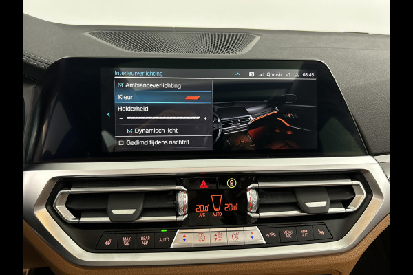 BMW 3-serie 330e 292PK High Exe. Schuif-kanteldak/Leder/M-sport-stoelen