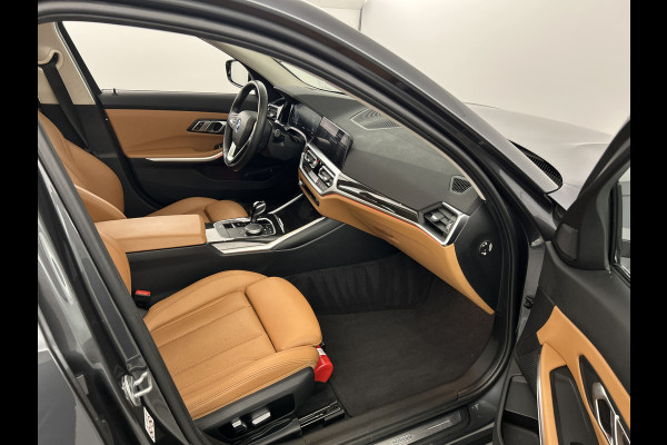 BMW 3-serie 330e 292PK High Exe. Schuif-kanteldak/Leder/M-sport-stoelen