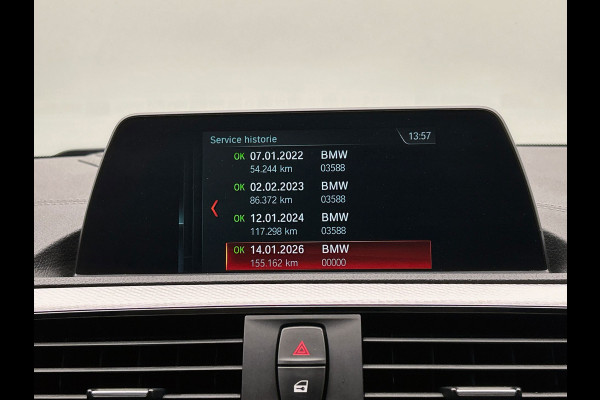 BMW 1-serie 118i High Executive M-Sport 136 PK, M/Sports/Pakket, Sport/Seats, LED, Navigatie, HiFi, 165DKM, Org.NL!!
