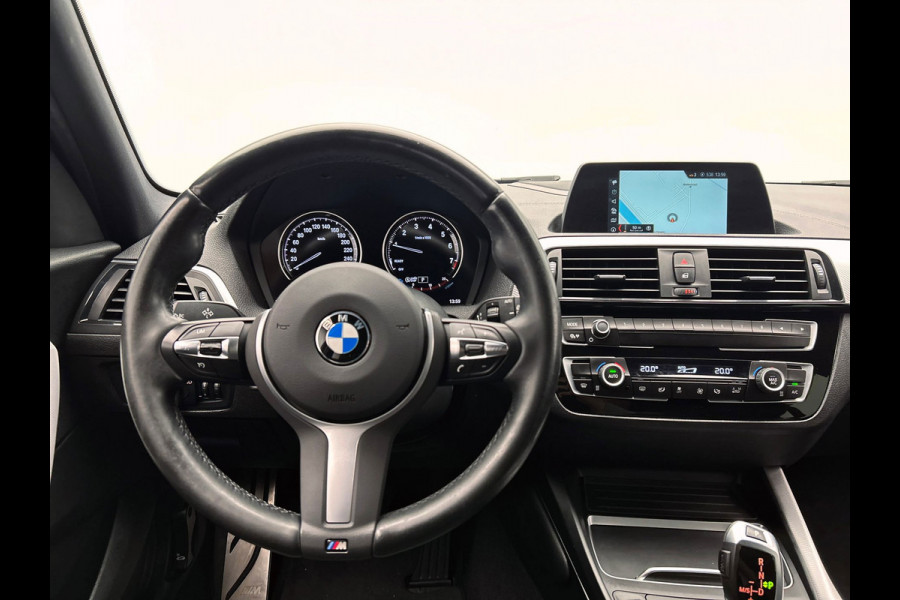 BMW 1-serie 118i High Executive M-Sport 136 PK, M/Sports/Pakket, Sport/Seats, LED, Navigatie, HiFi, 165DKM, Org.NL!!