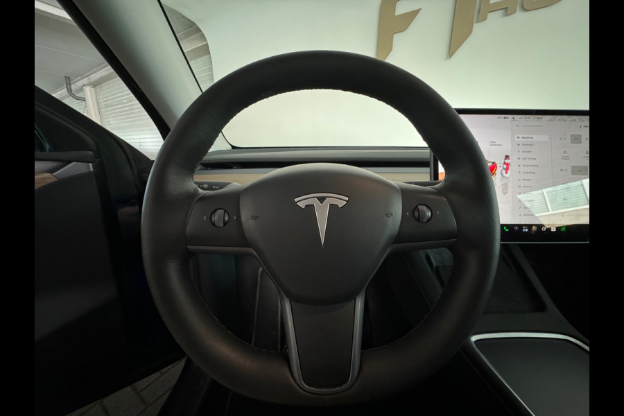 Tesla Model Y Long Range AWD 91% 75 kWh Pano|Trekhaak Afneembaar