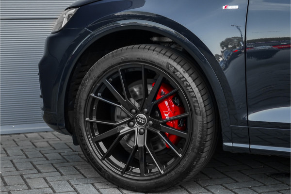 Audi Q5 55 TFSI e Quattro Competition S Pano Leder Luchtv ACC Zwart Optiek Massage Trekhaak