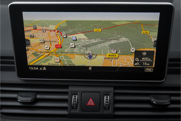 Audi Q5 55 TFSI e Quattro Competition S Pano Leder Luchtv ACC Zwart Optiek Massage Trekhaak