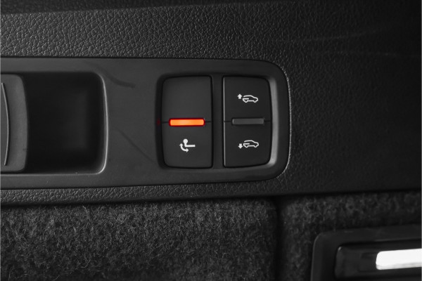 Audi Q5 55 TFSI e Quattro Competition S Pano Leder Luchtv ACC Zwart Optiek Massage Trekhaak
