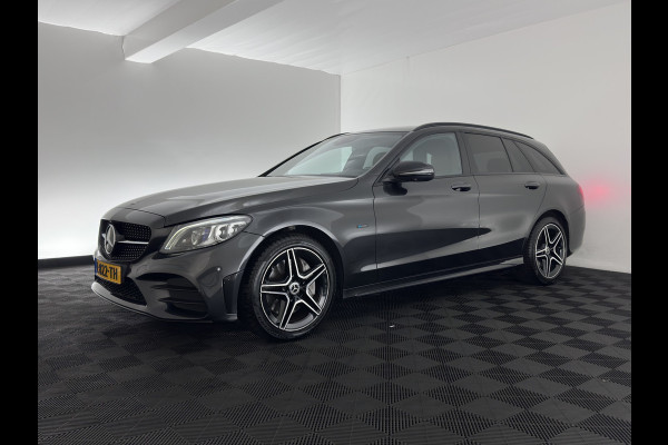 Mercedes-Benz C-Klasse Estate 300 e Business Solution AMG-Limited (Plug-in) {SoH-97%} (INCL-BTW) Aut. *LEATHER-ALCANTARA | MULTIBEAM-LED | NAVI-FULLMAP | TOPVIEW | DAB | CARPLAY | DIGI-COCKPIT | HEATED-SPORTSEATS | KEYLESS | PRIVACY-GLASS | SHIFTPADDLES | TOWBAR | 18"