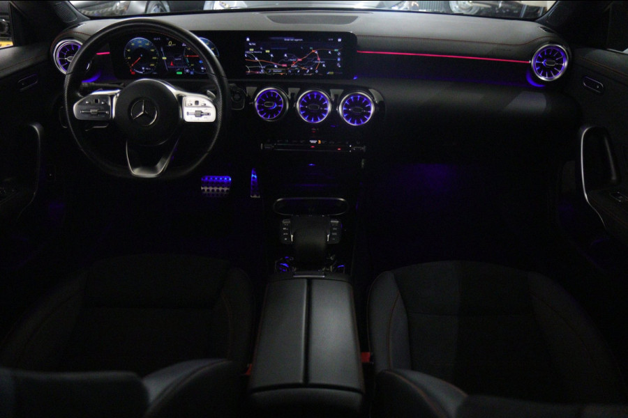 Mercedes-Benz CLA-Klasse 250 e AMG Line PANO/CARPLAY/SFEER/VOL