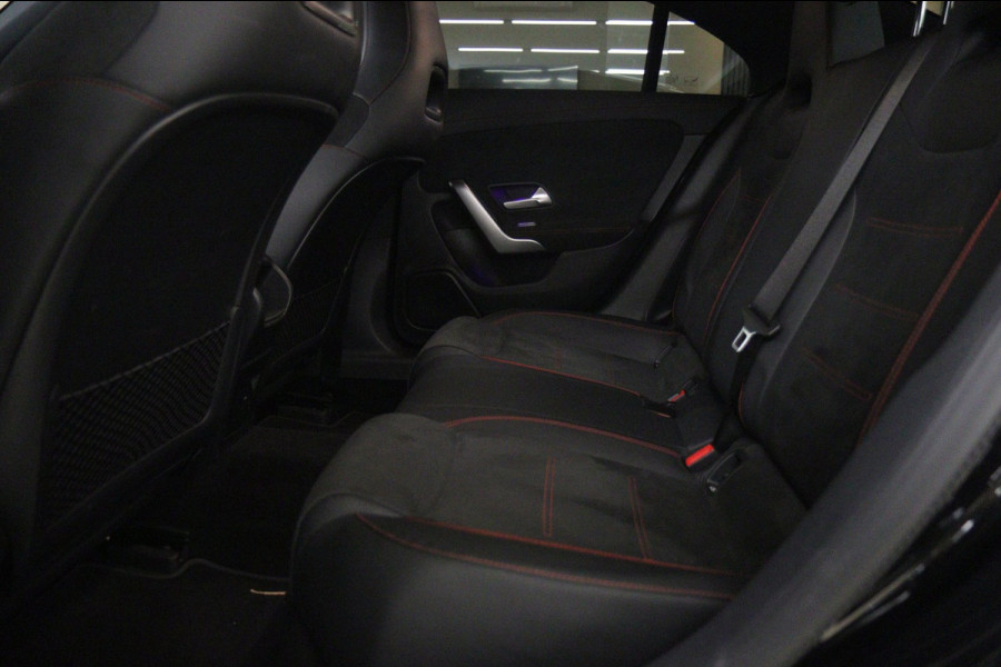 Mercedes-Benz CLA-Klasse 250 e AMG Line PANO/CARPLAY/SFEER/VOL