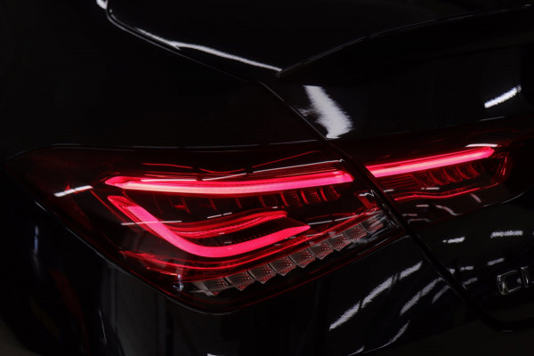 Mercedes-Benz CLA-Klasse 250 e AMG Line PANO/CARPLAY/SFEER/VOL