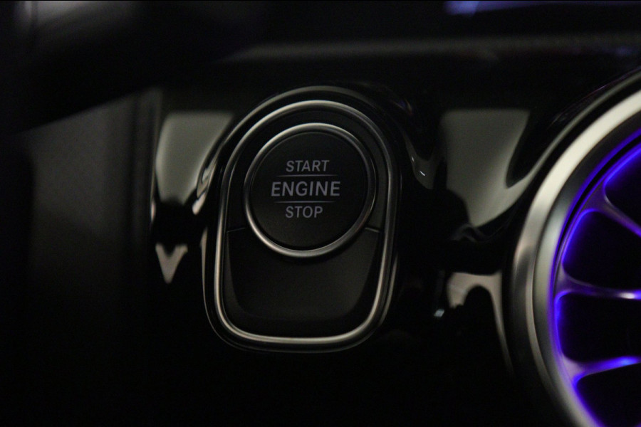 Mercedes-Benz CLA-Klasse 250 e AMG Line PANO/CARPLAY/SFEER/VOL