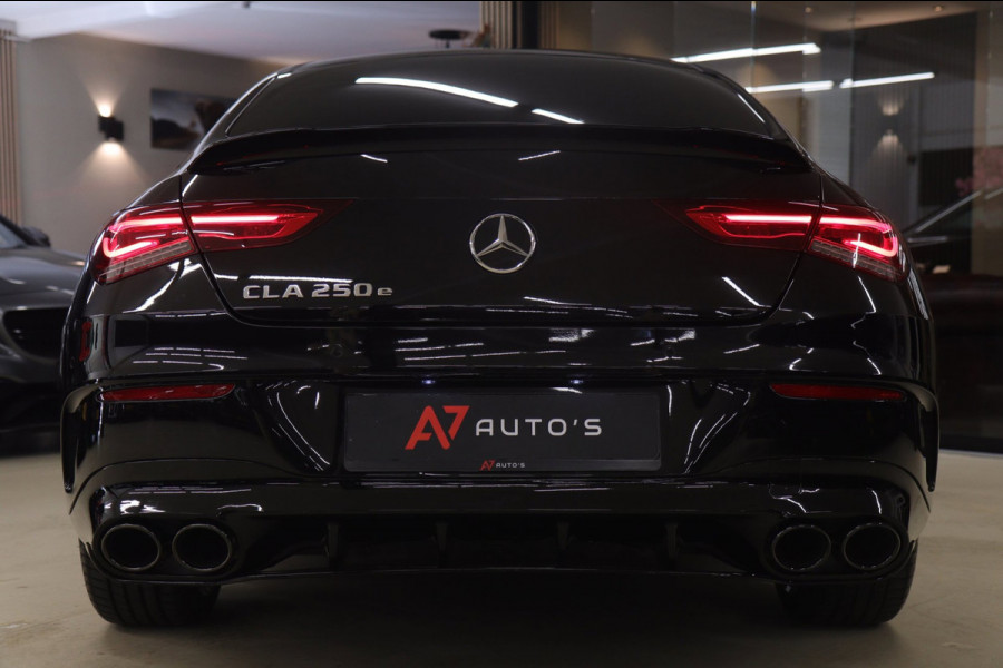 Mercedes-Benz CLA-Klasse 250 e AMG Line PANO/CARPLAY/SFEER/VOL