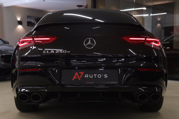 Mercedes-Benz CLA-Klasse 250 e AMG Line PANO/CARPLAY/SFEER/VOL