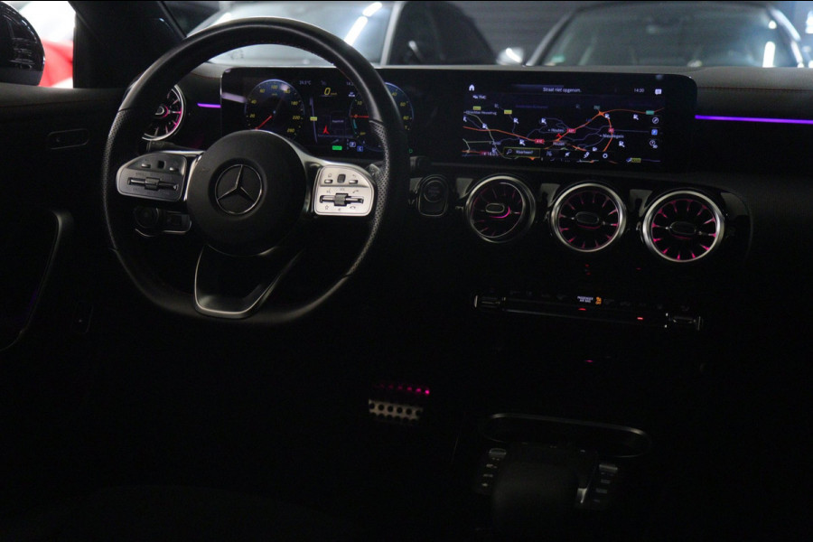 Mercedes-Benz CLA-Klasse 250 e AMG Line PANO/CARPLAY/SFEER/VOL