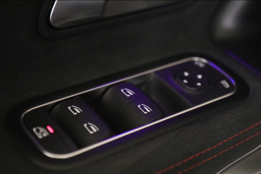 Mercedes-Benz CLA-Klasse 250 e AMG Line PANO/CARPLAY/SFEER/VOL