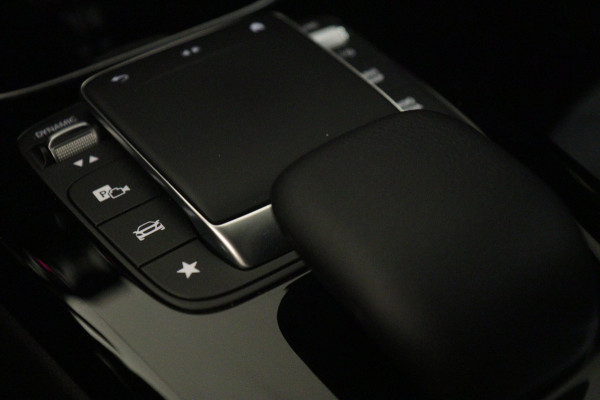 Mercedes-Benz CLA-Klasse 250 e AMG Line PANO/CARPLAY/SFEER/VOL