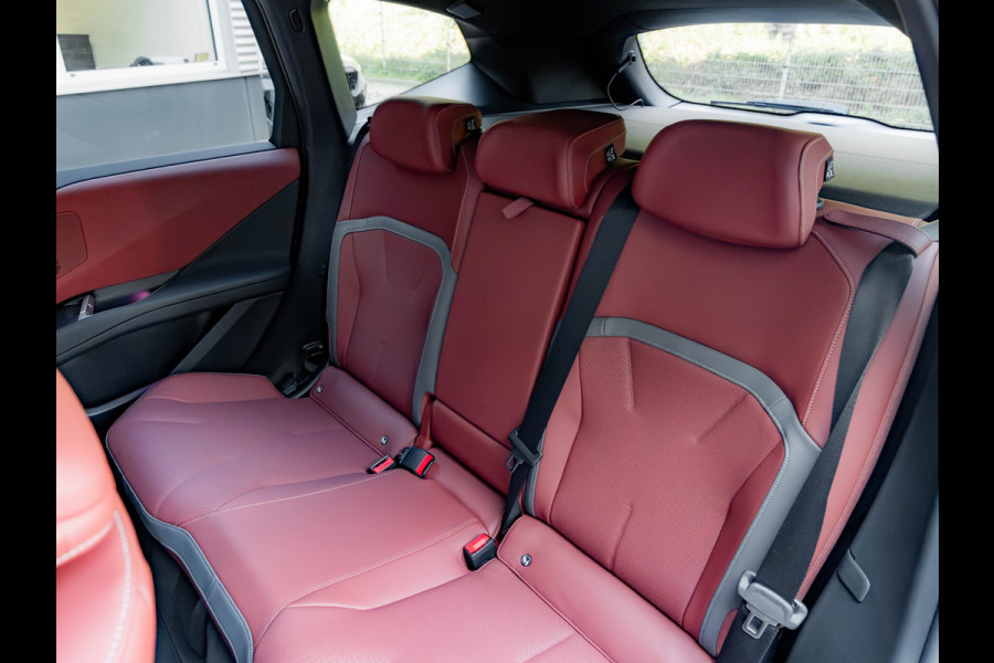 BMW iX3 50 xDrive - M-Sport - Pano - Driving Ass Prof - Innovation Pack