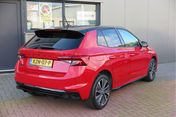 Škoda Fabia 1.0 TSI 70kw 95pk Monte Carlo , Led (Skoda crystal lighting)  , Bi-color, Virtual cockpit, Sportstoelen,Keyless entry/start, Navi via Smartlink, Cruisecontrol, PDC, Camera , LMV. etc.