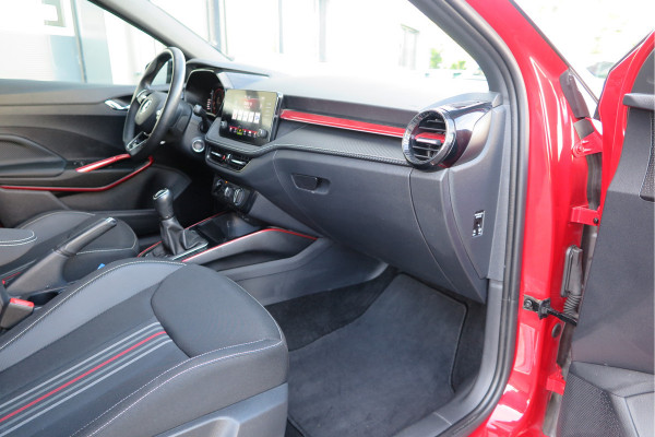 Škoda Fabia 1.0 TSI 70kw 95pk Monte Carlo , Led (Skoda crystal lighting)  , Bi-color, Virtual cockpit, Sportstoelen,Keyless entry/start, Navi via Smartlink, Cruisecontrol, PDC, Camera , LMV. etc.