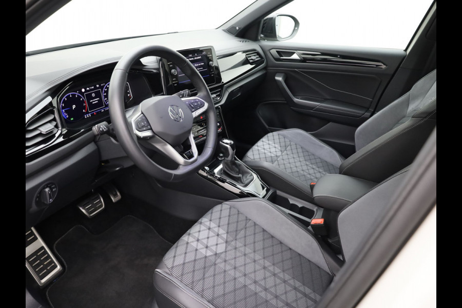 Volkswagen T-Roc 1.5 TSI R-Line Edition | IQ Light | Schuif\Kanteldak | Camera | Apple \ Andorid Auto | Trekhaak | Prijs Rijklaar !!