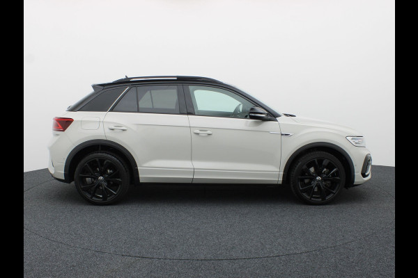 Volkswagen T-Roc 1.5 TSI R-Line Edition | IQ Light | Schuif\Kanteldak | Camera | Apple \ Andorid Auto | Trekhaak | Prijs Rijklaar !!