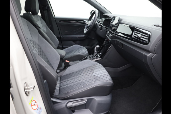 Volkswagen T-Roc 1.5 TSI R-Line Edition | IQ Light | Schuif\Kanteldak | Camera | Apple \ Andorid Auto | Trekhaak | Prijs Rijklaar !!