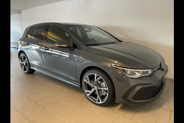 Volkswagen Golf 1.4 eHybrid GTE AIRCO CLIMA NAVI CRUISE BLUETOOTH STOELVERW 19INCH VELGEN PRIVACYGLAS NIEUWSTAAT