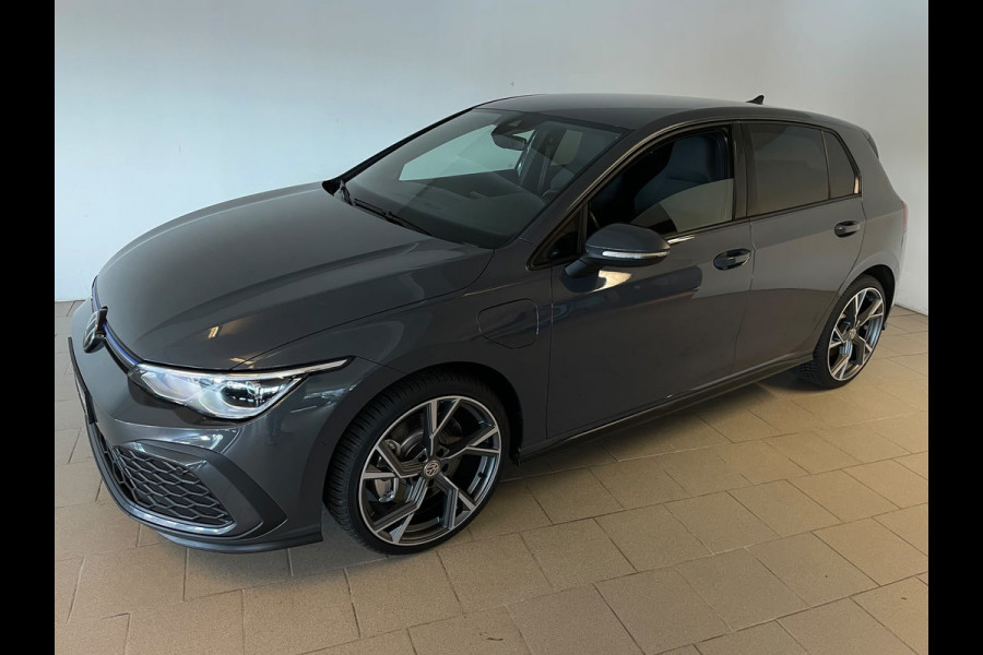 Volkswagen Golf 1.4 eHybrid GTE AIRCO CLIMA NAVI CRUISE BLUETOOTH STOELVERW 19INCH VELGEN PRIVACYGLAS NIEUWSTAAT