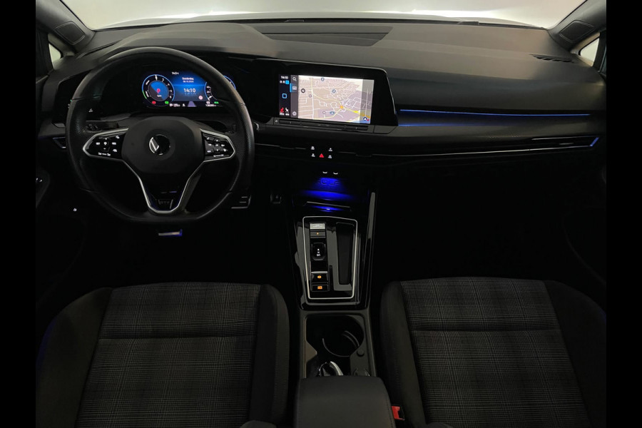 Volkswagen Golf 1.4 eHybrid GTE AIRCO CLIMA NAVI CRUISE BLUETOOTH STOELVERW 19INCH VELGEN PRIVACYGLAS NIEUWSTAAT