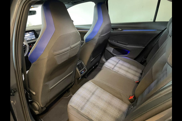 Volkswagen Golf 1.4 eHybrid GTE AIRCO CLIMA NAVI CRUISE BLUETOOTH STOELVERW 19INCH VELGEN PRIVACYGLAS NIEUWSTAAT