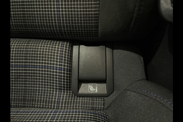 Volkswagen Golf 1.4 eHybrid GTE AIRCO CLIMA NAVI CRUISE BLUETOOTH STOELVERW 19INCH VELGEN PRIVACYGLAS NIEUWSTAAT