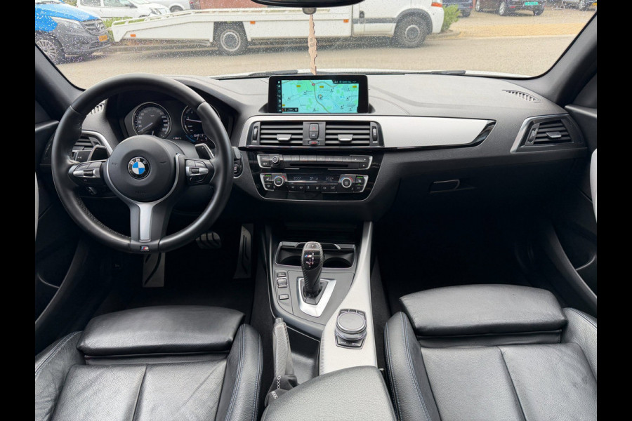 BMW 1 Serie 120i 184PK AUT M-Sport Led Dak Leder Carplay DAB+ PDC