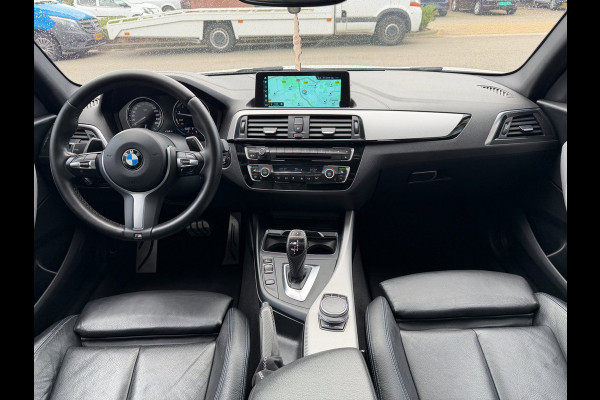 BMW 1 Serie 120i 184PK AUT M-Sport Led Dak Leder Carplay DAB+ PDC