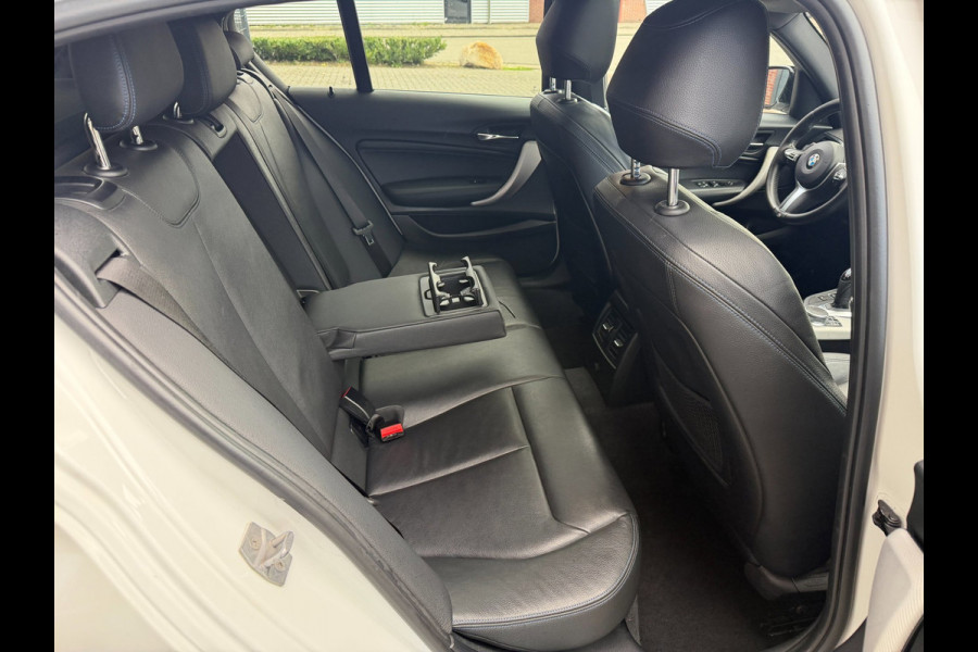 BMW 1 Serie 120i 184PK AUT M-Sport Led Dak Leder Carplay DAB+ PDC