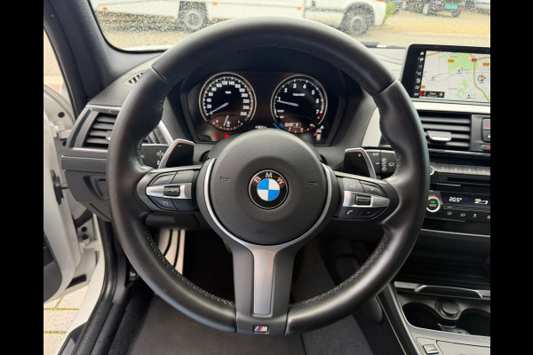 BMW 1 Serie 120i 184PK AUT M-Sport Led Dak Leder Carplay DAB+ PDC