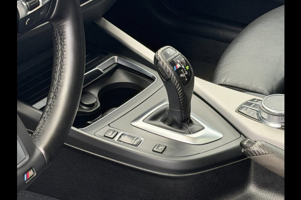 BMW 1 Serie 120i 184PK AUT M-Sport Led Dak Leder Carplay DAB+ PDC