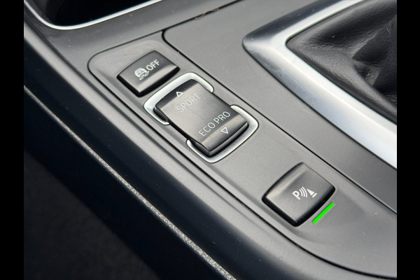 BMW 1 Serie 120i 184PK AUT M-Sport Led Dak Leder Carplay DAB+ PDC