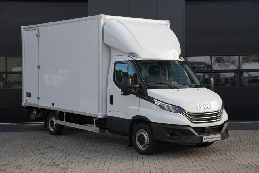 Iveco Daily - 35S18 3.0L 180pk Bakwagen - Geveerde Stoel - Camera - LED - Navi - ACC - Lane Assist - Rijklaar
