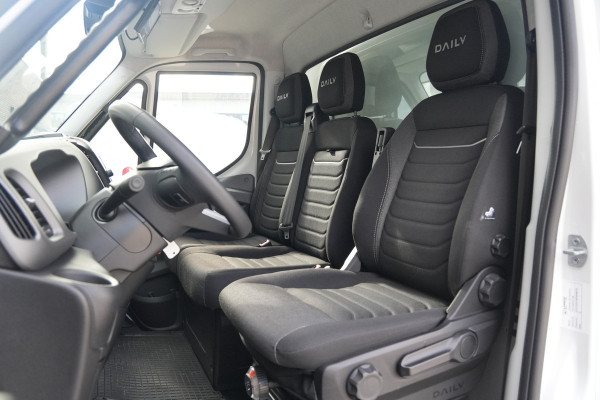 Iveco Daily - 35S18 3.0L 180pk Bakwagen - Geveerde Stoel - Camera - LED - Navi - ACC - Lane Assist - Rijklaar