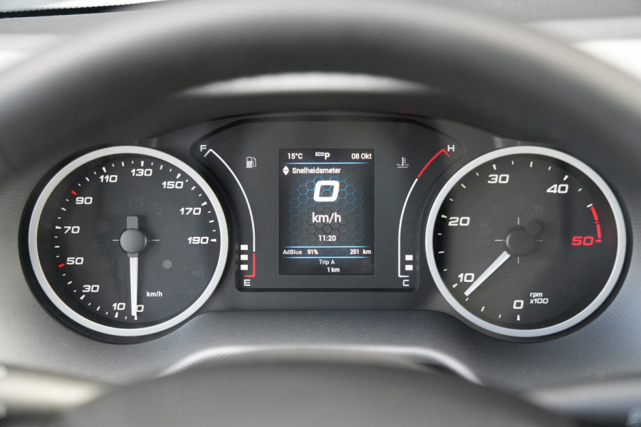 Iveco Daily - 35S18 3.0L 180pk Bakwagen - Geveerde Stoel - Camera - LED - Navi - ACC - Lane Assist - Rijklaar