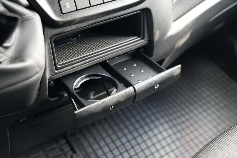 Iveco Daily - 35S18 3.0L 180pk Bakwagen - Geveerde Stoel - Camera - LED - Navi - ACC - Lane Assist - Rijklaar