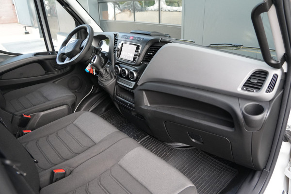Iveco Daily - 35S18 3.0L 180pk Bakwagen - Geveerde Stoel - Camera - LED - Navi - ACC - Lane Assist - Rijklaar