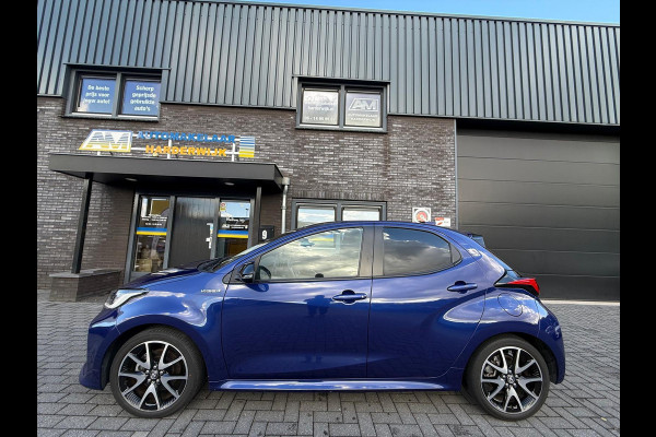 Toyota Yaris 1.5 Hybrid Launch Edition | 3/6/12MND GARANTIE | AUTOMAAT | PANO | LED | CAMERA | CARPLAY | LEDER | NAVI | CRUISE | LANE |