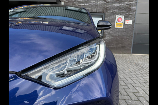 Toyota Yaris 1.5 Hybrid Launch Edition | 3/6/12MND GARANTIE | AUTOMAAT | PANO | LED | CAMERA | CARPLAY | LEDER | NAVI | CRUISE | LANE |