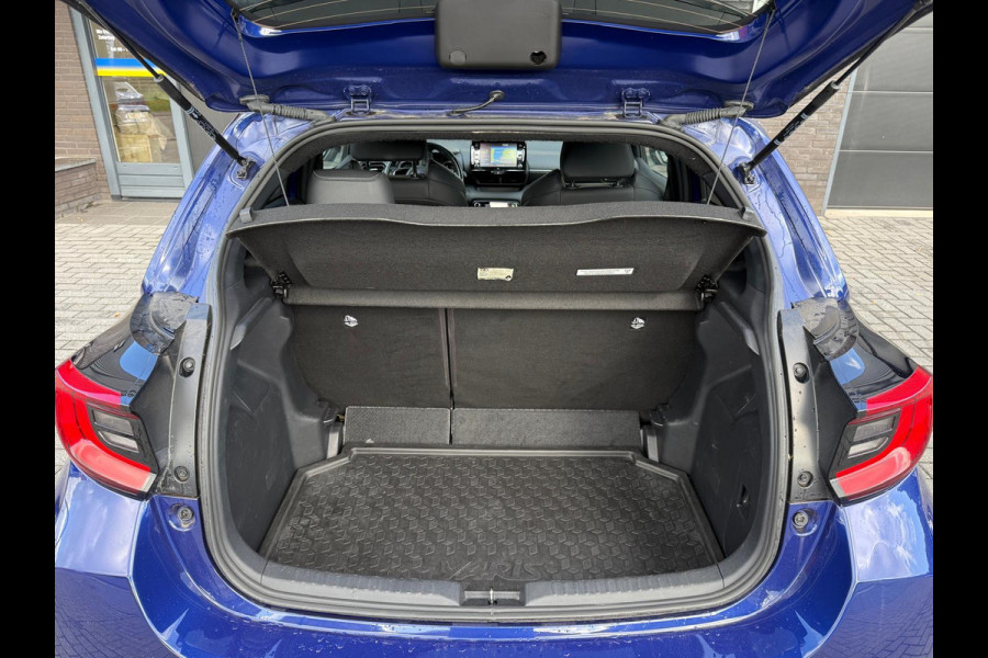 Toyota Yaris 1.5 Hybrid Launch Edition | 3/6/12MND GARANTIE | AUTOMAAT | PANO | LED | CAMERA | CARPLAY | LEDER | NAVI | CRUISE | LANE |