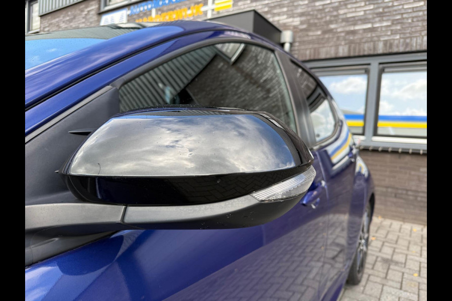 Toyota Yaris 1.5 Hybrid Launch Edition | 3/6/12MND GARANTIE | AUTOMAAT | PANO | LED | CAMERA | CARPLAY | LEDER | NAVI | CRUISE | LANE |