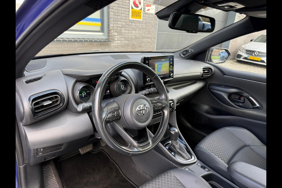 Toyota Yaris 1.5 Hybrid Launch Edition | 3/6/12MND GARANTIE | AUTOMAAT | PANO | LED | CAMERA | CARPLAY | LEDER | NAVI | CRUISE | LANE |
