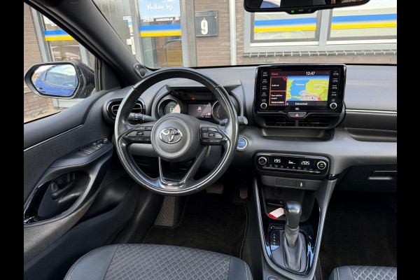 Toyota Yaris 1.5 Hybrid Launch Edition | 3/6/12MND GARANTIE | AUTOMAAT | PANO | LED | CAMERA | CARPLAY | LEDER | NAVI | CRUISE | LANE |