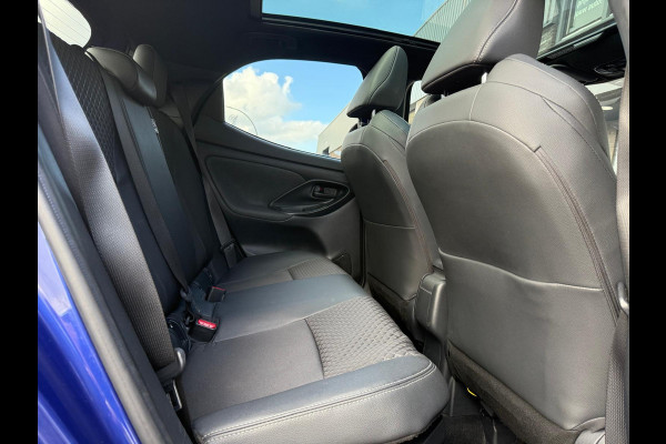 Toyota Yaris 1.5 Hybrid Launch Edition | 3/6/12MND GARANTIE | AUTOMAAT | PANO | LED | CAMERA | CARPLAY | LEDER | NAVI | CRUISE | LANE |