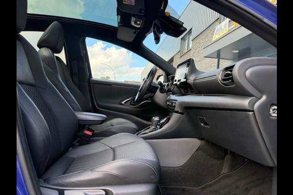 Toyota Yaris 1.5 Hybrid Launch Edition | 3/6/12MND GARANTIE | AUTOMAAT | PANO | LED | CAMERA | CARPLAY | LEDER | NAVI | CRUISE | LANE |