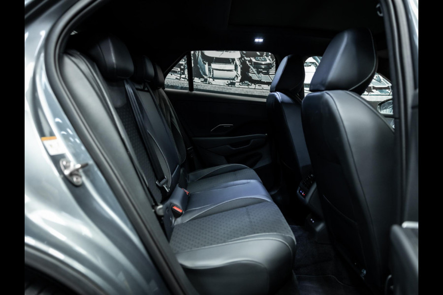 Volkswagen T-Roc T-roc R-line Vol uit gevoerde T-Roc R-line mooie kleurstelling